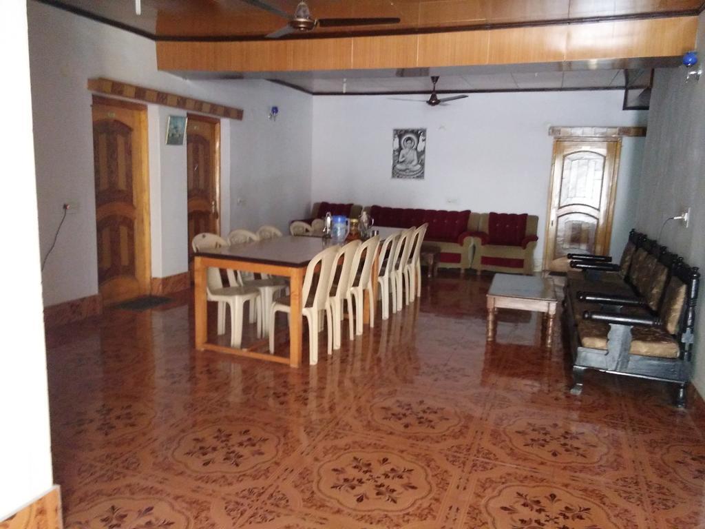Galaxy Guest House Hundar Esterno foto