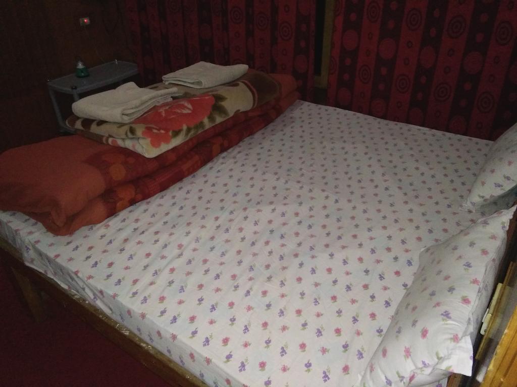 Galaxy Guest House Hundar Esterno foto