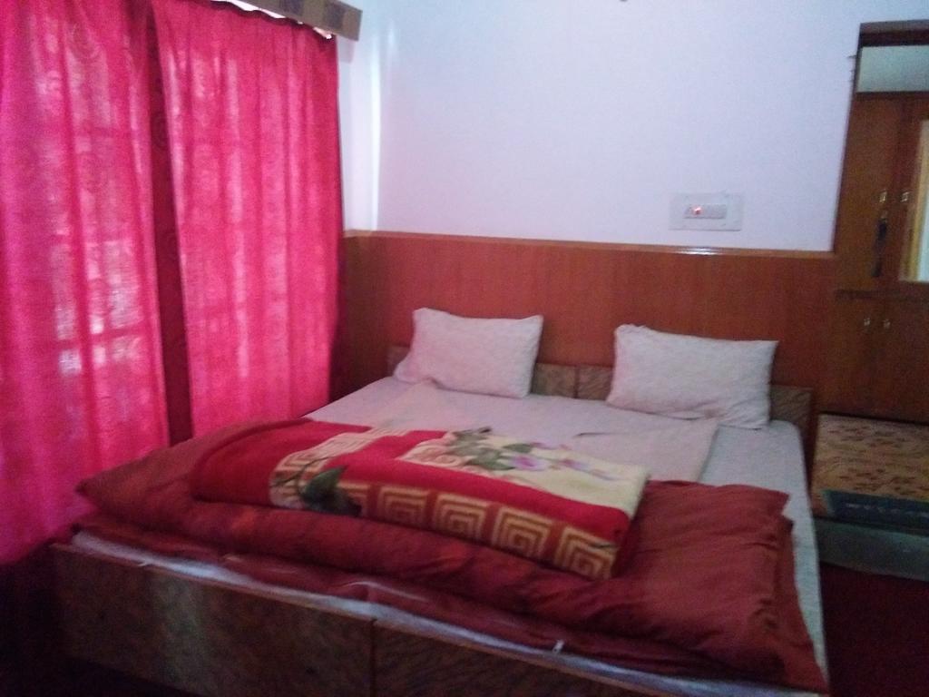 Galaxy Guest House Hundar Esterno foto